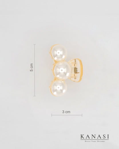 Poročna sponka za lase z biseri – velikost 5 x 3 cm, elegantna izbira za urejene pričeske